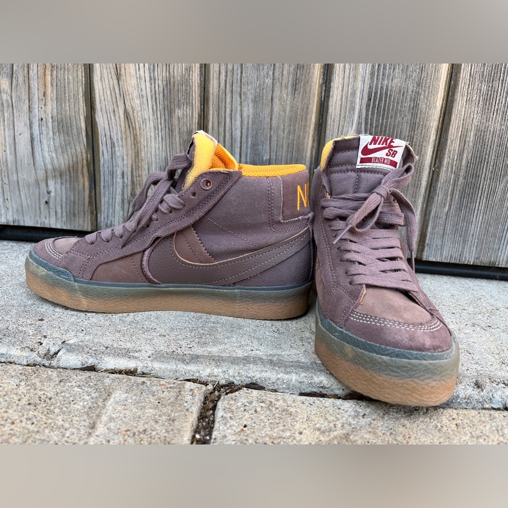 Nike SB Zoom Blazer Mid Premium Sneakers Unisex 5.5 US